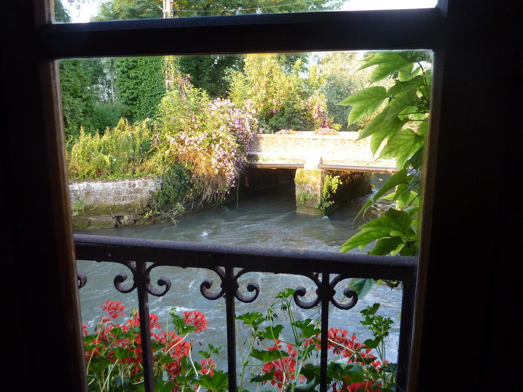 Le Moulin De Tigny Bed & Breakfast Eksteriør bilde